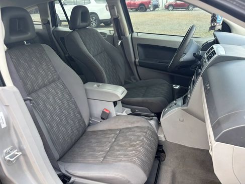 Used 2007 Dodge Caliber SXT w/ Driver Convenience Group FWD image 14