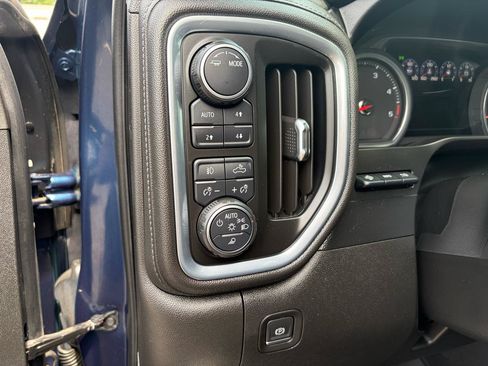 Used 2021 Chevrolet Silverado 2500 High Country w/ Technology Package AWD/4WD image 27