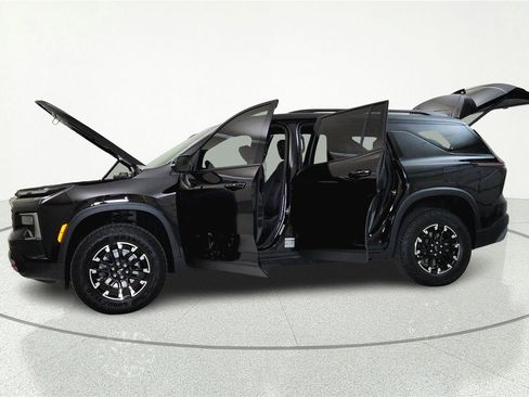 Used 2026 Chevrolet Traverse Z71 AWD/4WD image 38