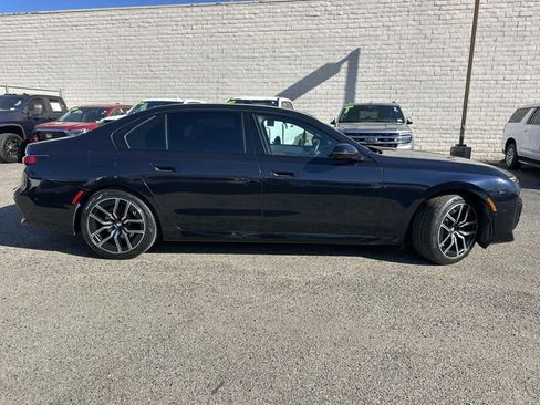 Used 2024 BMW 740i RWD image 3