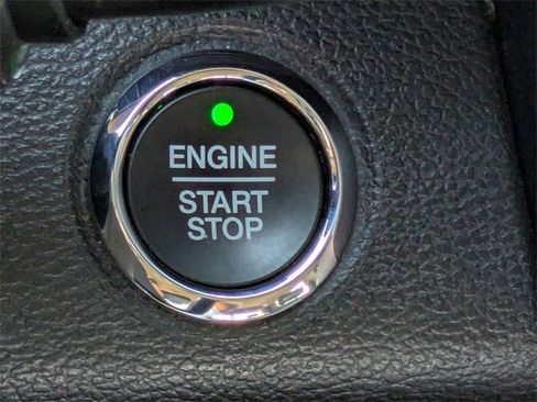 Used 2021 Ford F350 Lariat image 33