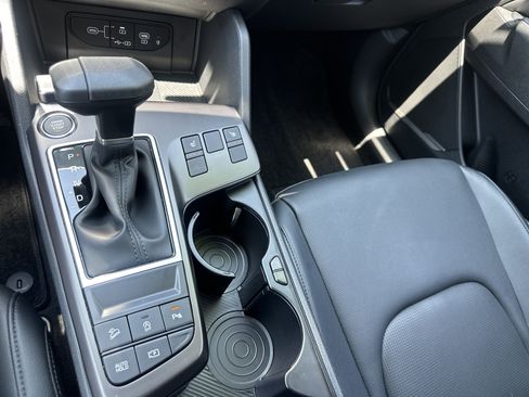 Used 2026 Kia Sportage EX FWD image 19