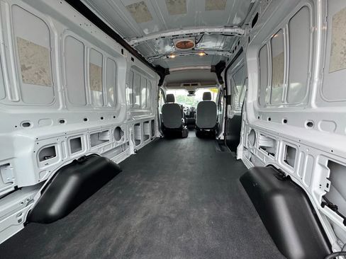 Used 2016 Ford Transit 150 148 Medium Roof image 18