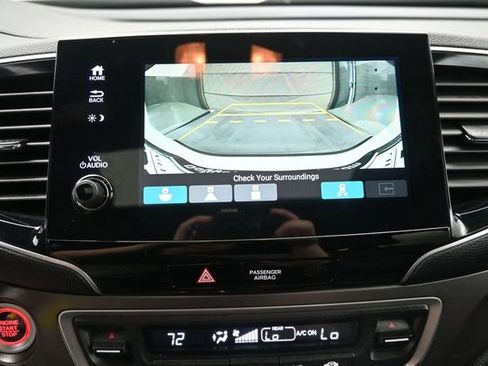 Used 2023 Honda Passport EX-L image 4