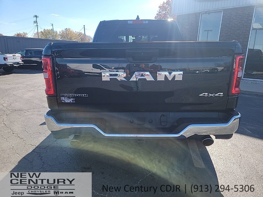 Used 2025 RAM 1500 Big Horn AWD/4WD image 5