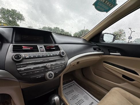 Used 2012 Honda Accord LX image 16