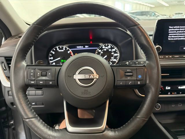 Used 2023 Nissan Rogue SV w/ SV Premium B Package AWD/4WD image 24