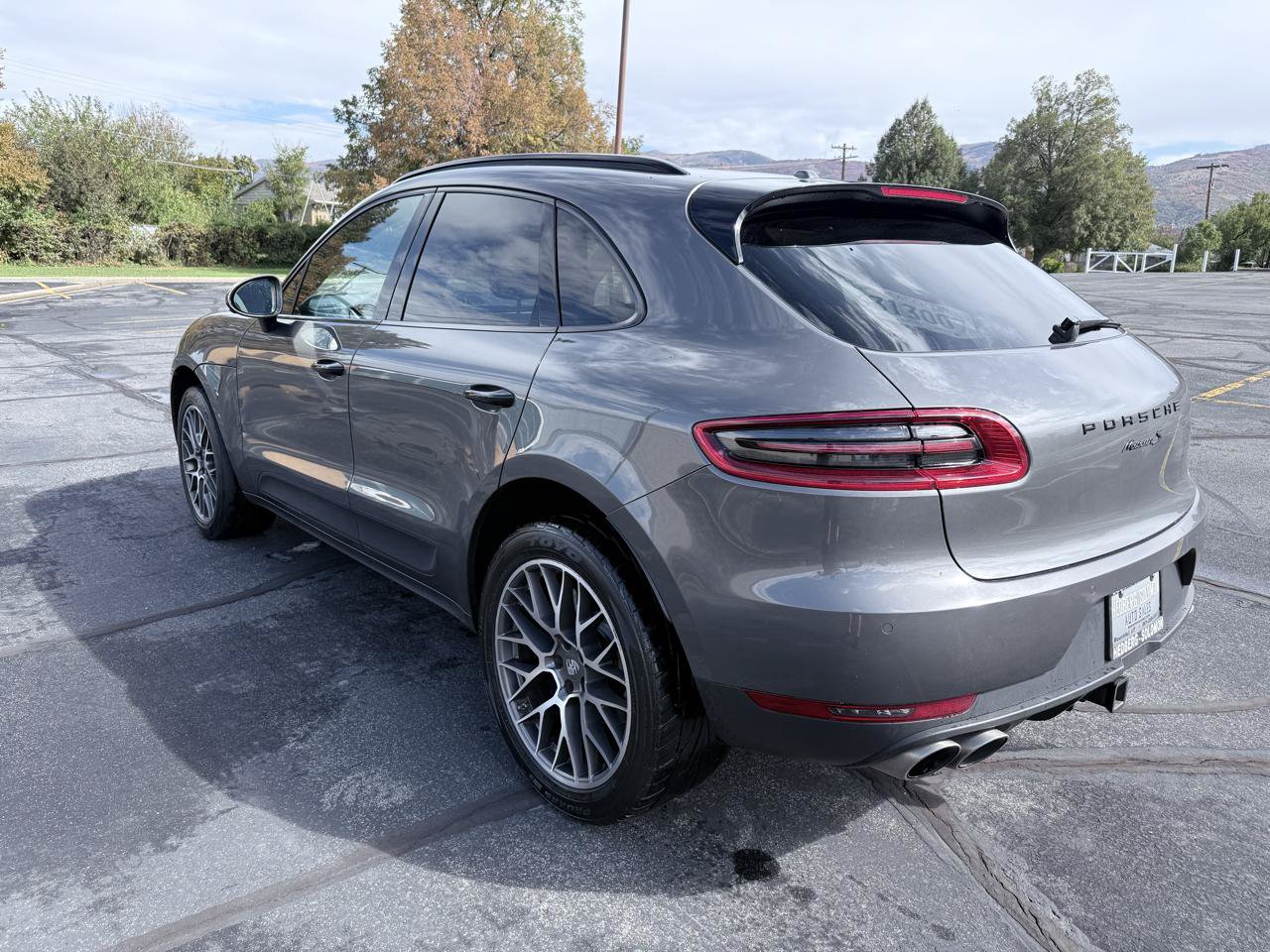 Used 2018 Porsche Macan S AWD/4WD image 3
