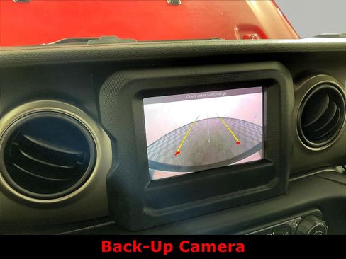 Used 2021 Jeep Wrangler Unlimited Sport AWD/4WD image 10