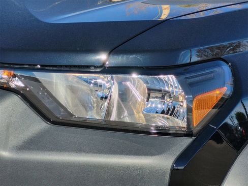 Used 2025 Chevrolet Colorado Trail Boss image 8