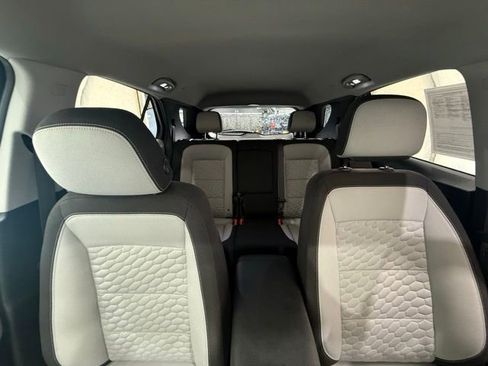 Used 2021 Chevrolet Equinox LT image 29