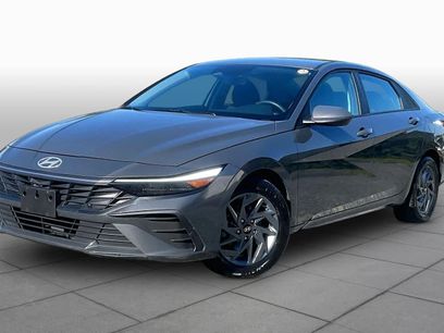 Used 2024 Hyundai Elantra SEL