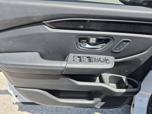 Used 2024 Honda Pilot Elite image 10