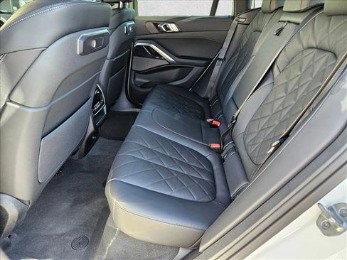 New 2026 BMW X6 xDrive40i image 15