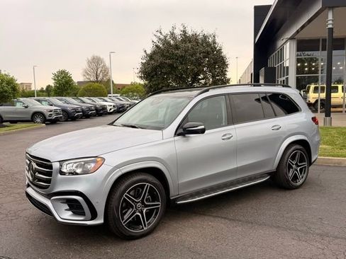 New 2026 Mercedes-Benz GLS 450 4MATIC image 11
