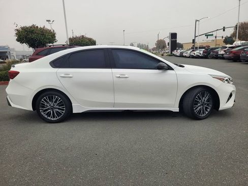 Used 2023 Kia Forte GT-Line w/ GT-Line Premium Package image 3