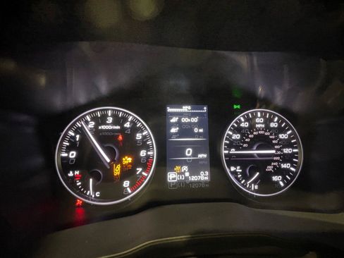 Certified 2024 Subaru Crosstrek 2.0i Premium image 3