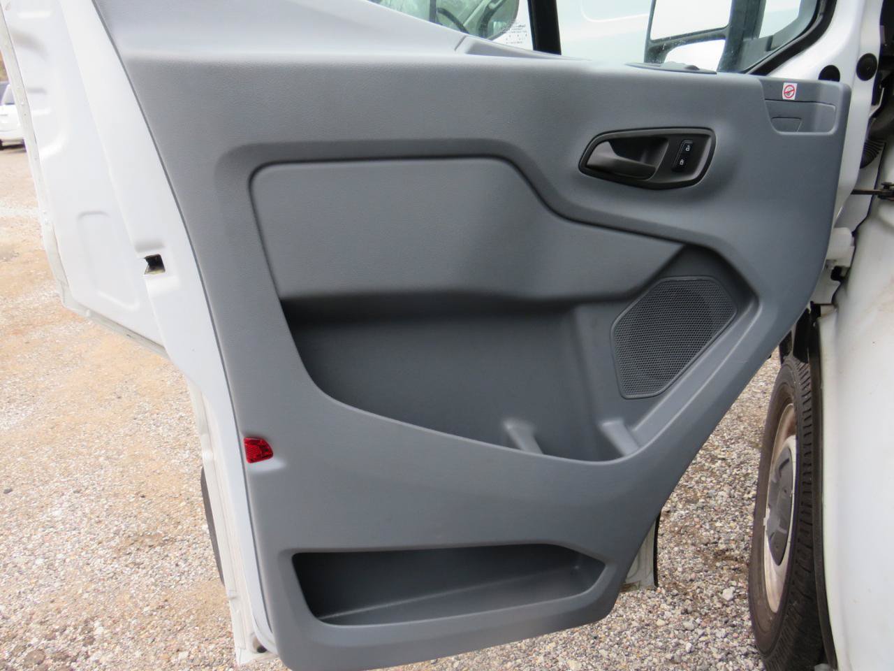 Used 2019 Ford Transit 150 130 Low Roof RWD image 15