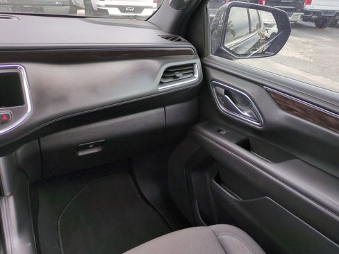 Used 2024 Chevrolet Tahoe LS image 17