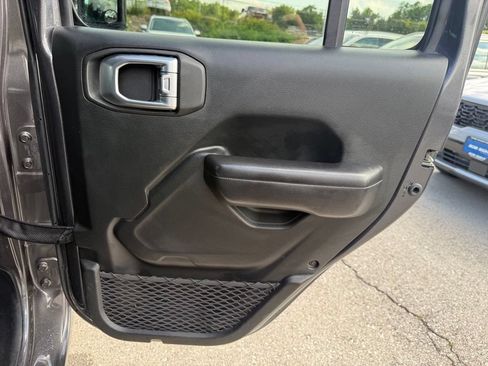 Used 2020 Jeep Wrangler Unlimited Sport AWD/4WD image 17