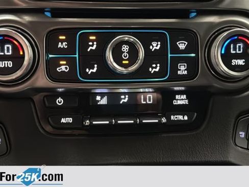 Used 2016 Chevrolet Suburban LTZ AWD/4WD image 19