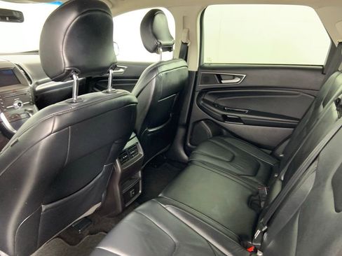 Used 2018 Ford Edge Titanium AWD/4WD image 19