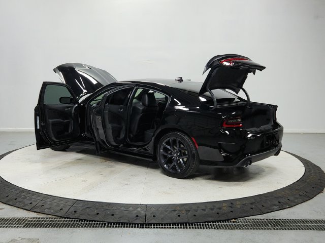 Used 2023 Dodge Charger R/T w/ Plus Group RWD image 14