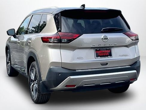 Used 2021 Nissan Rogue Platinum FWD image 12