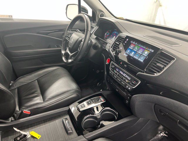 Used 2020 Honda Pilot Touring image 26