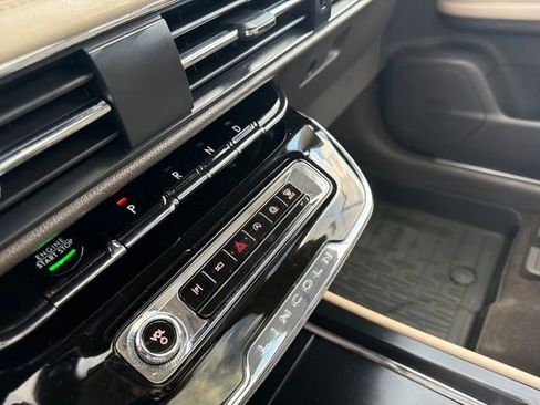 Used 2024 Lincoln Corsair AWD w/ Equipment Group 101A image 29