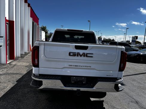 Used 2025 GMC Sierra 1500 SLT AWD/4WD image 3