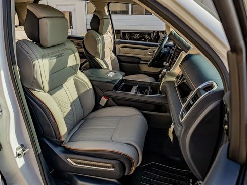 Used 2025 RAM 1500 Tungsten w/ Off Road Group image 31