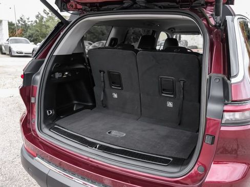 Used 2023 Jeep Grand Cherokee L Limited w/ Trailer Tow Group (B) AWD/4WD image 54