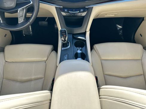 Used 2017 Cadillac XT5 Luxury w/ Driver Awareness Package image 31