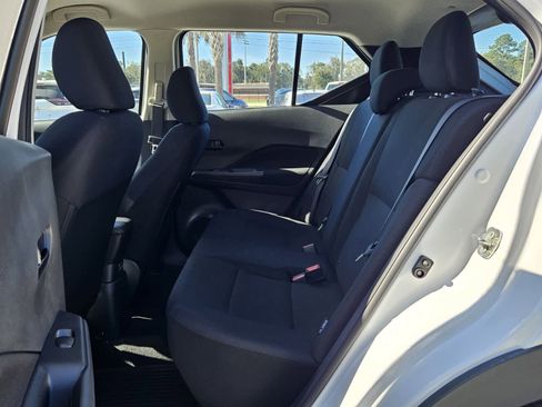 New 2025 Nissan Kicks Play S image 4