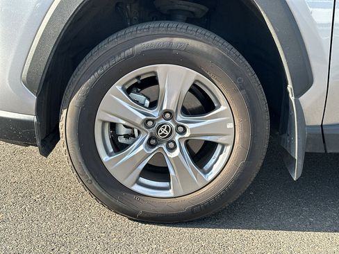 Certified 2024 Toyota RAV4 XLE AWD/4WD image 7