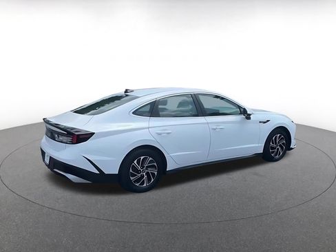 Used 2026 Hyundai Sonata Blue FWD image 15