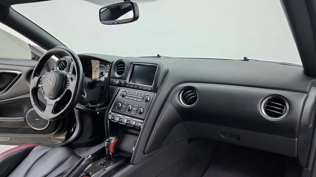 Used 2012 Nissan GT-R Black Edition AWD/4WD image 29
