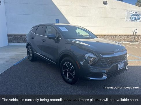 Used 2023 Kia Sportage LX AWD/4WD image 4