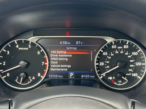 Used 2025 Nissan Altima 2.5 SV FWD image 22