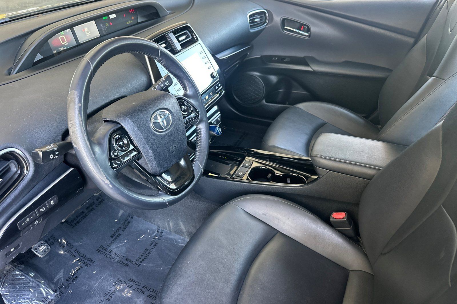 Certified 2021 Toyota Prius XLE w/ Carpet Mat Package (TMS) FWD image 9