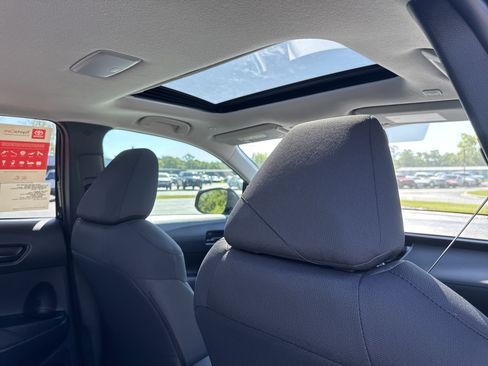 New 2025 Toyota Corolla Cross LE image 32