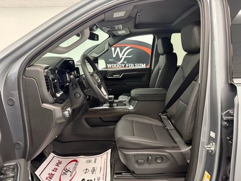 New 2026 GMC Sierra 1500 SLT w/ SLT Premium Plus Package image 9