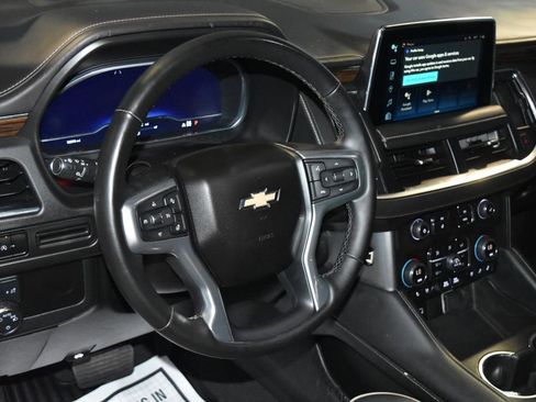 Used 2023 Chevrolet Tahoe Premier AWD/4WD image 2
