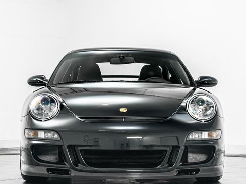 Used 2007 Porsche 911 GT3 RWD image 4
