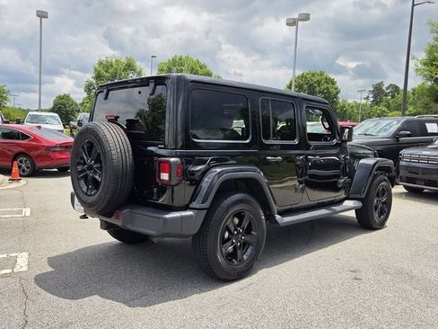 Used 2020 Jeep Wrangler Unlimited Sahara AWD/4WD image 5