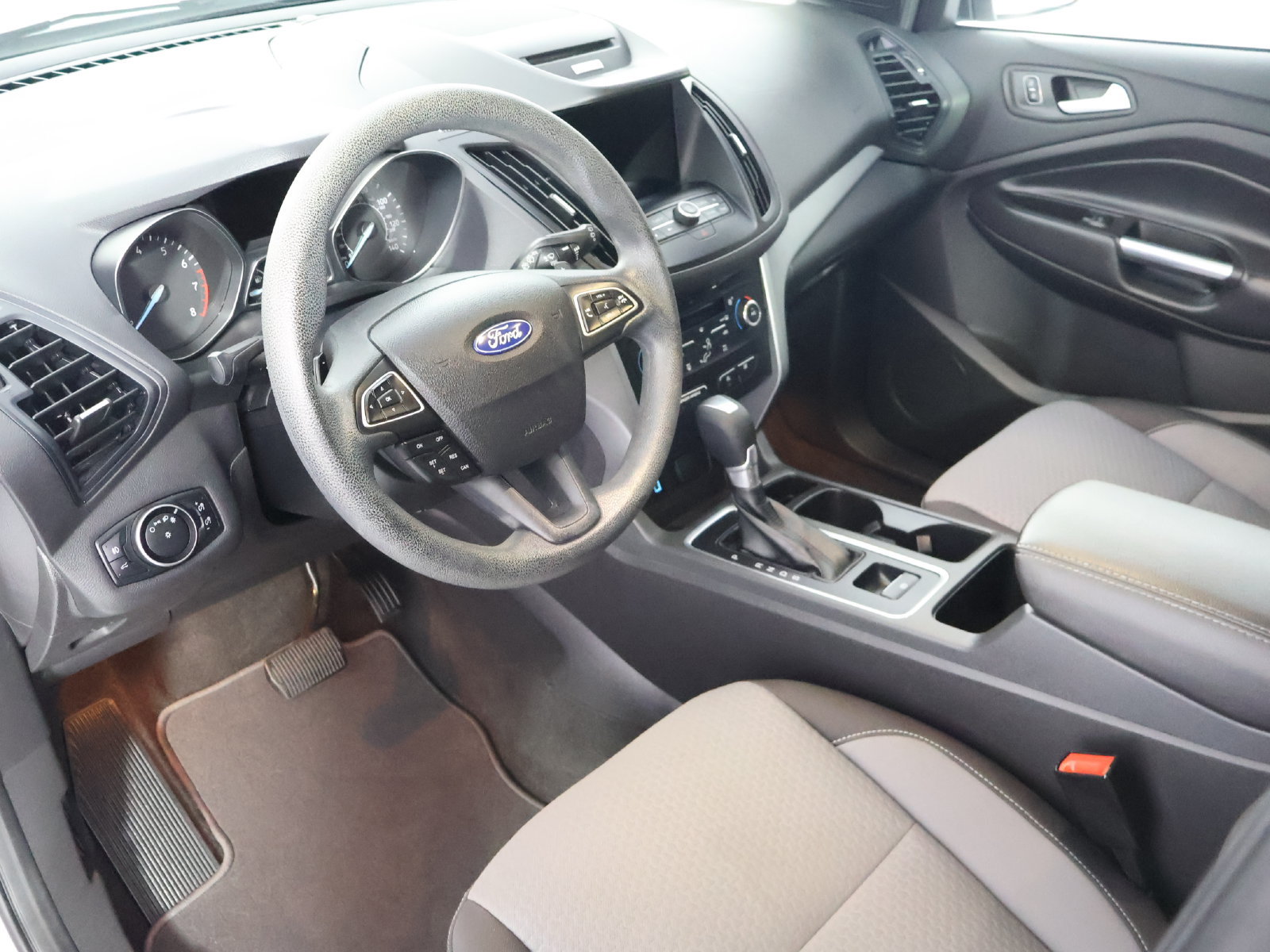 Used 2017 Ford Escape SE w/ Equipment Group 201A AWD/4WD image 25