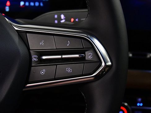 New 2026 Chevrolet Equinox ACTIV w/ Convenience Package III image 20