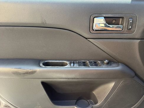 Used 2012 Ford Fusion SE FWD image 17