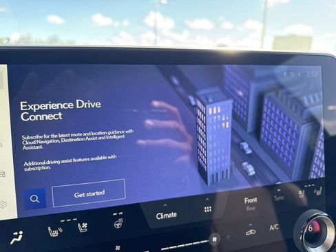 Certified 2025 Lexus RX 450h AWD w/ Convenience Package image 18